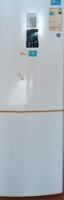 Продам холодильник