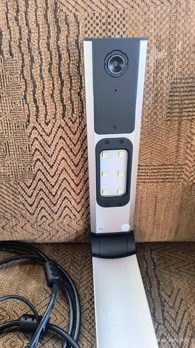 Lampă birou cu camera video noua