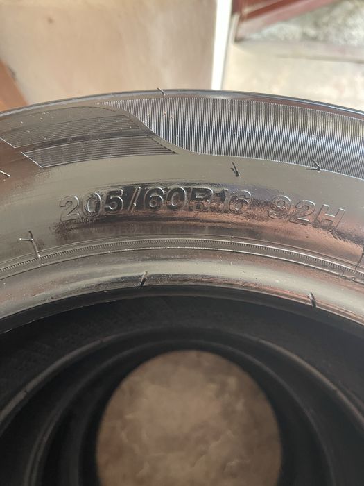 Шины летние 205/60/16