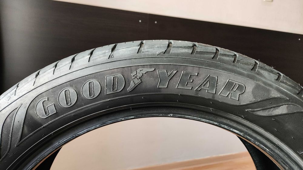 Всесезонни гуми Goodyear Assurance MaxLife 245/50R20 2020 г.