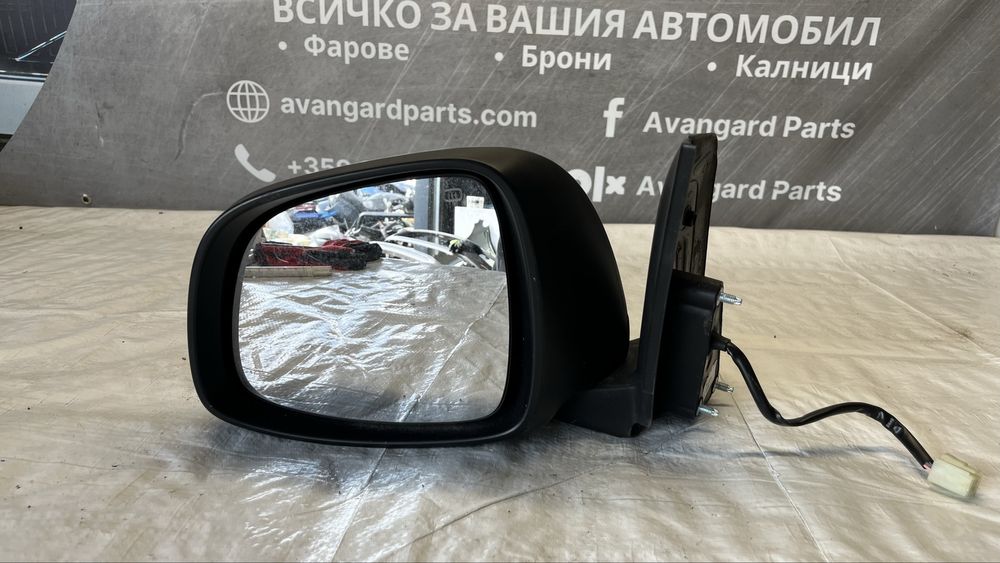 3 броя ляво и 3 броя дясно огледало и капак Suzuki SX4