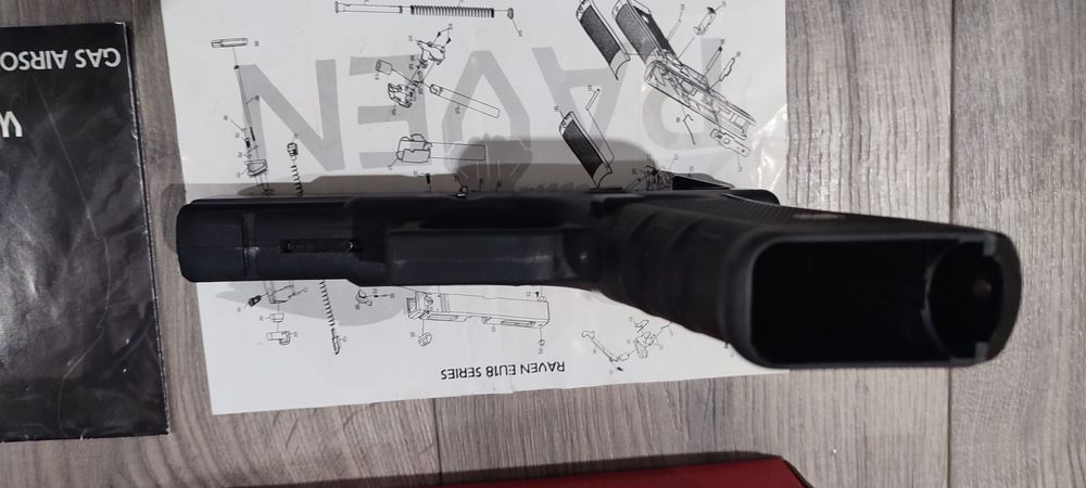 Airsoft Raven Glock 17 пистолет