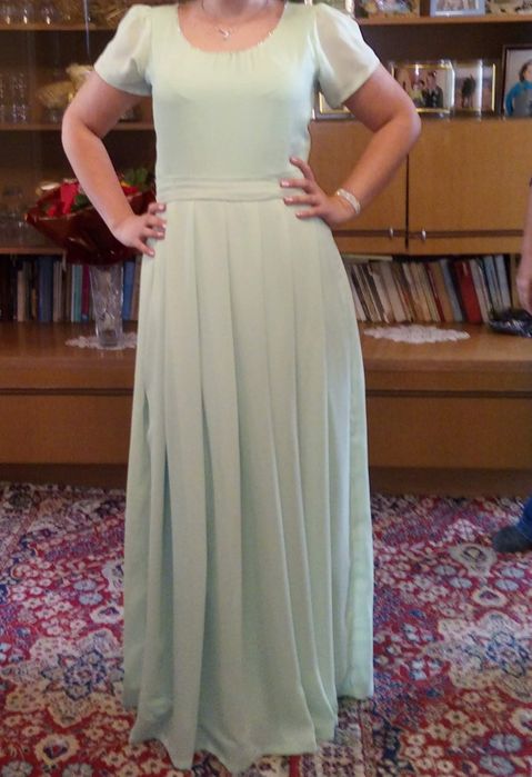 Официална шаферска рокля