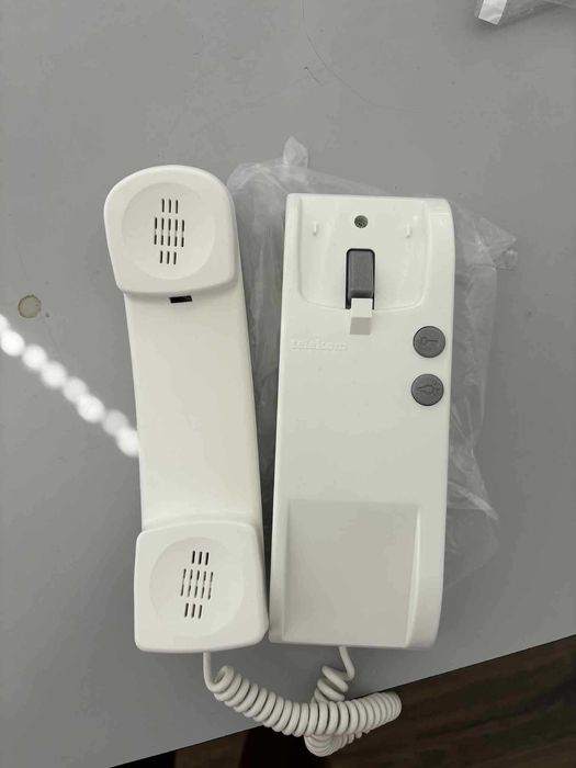 Домофонна слушалка