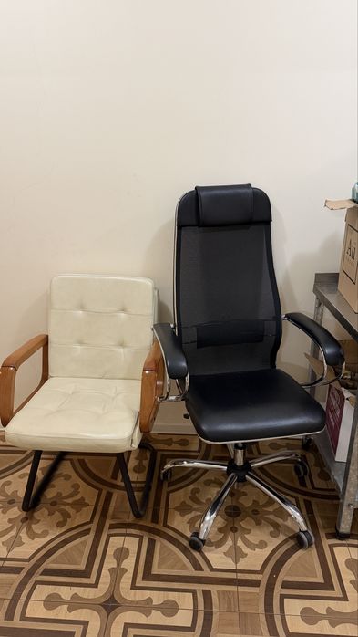 Офисная мебель столы и стулья