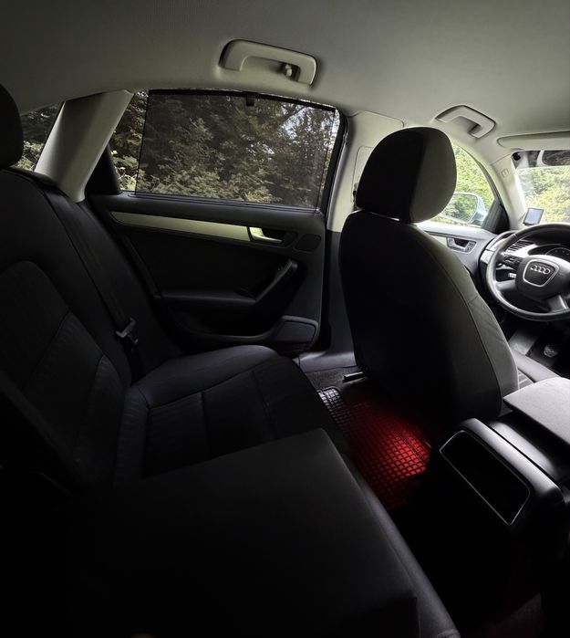 Intretinuta exemplar - Audi A4 B8 2009 Ambition Limuzina 1.8 TFSI Benzina 160 de cai - eleganta sportiva cu multe functii modificata putin estetic