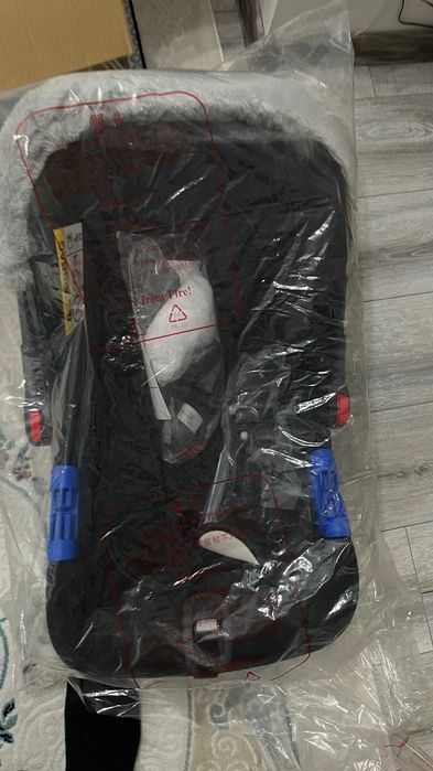 Коляска абсолютно новая