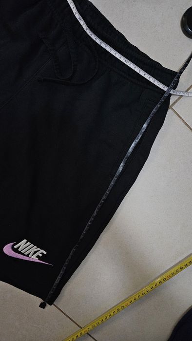 Pantaloni scurti NIKE short barbati M L