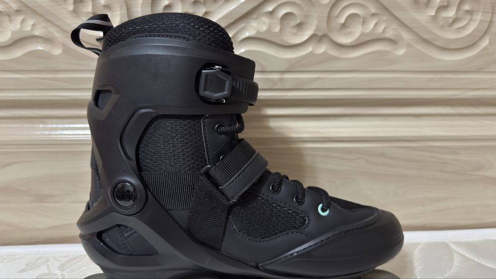 Продам роликовые коньки