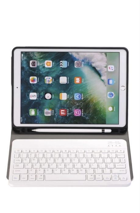 Калъф с клавиатура за ipad air 3 2019