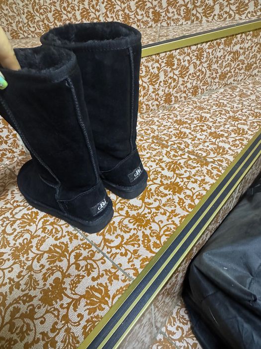 Угги женские черные