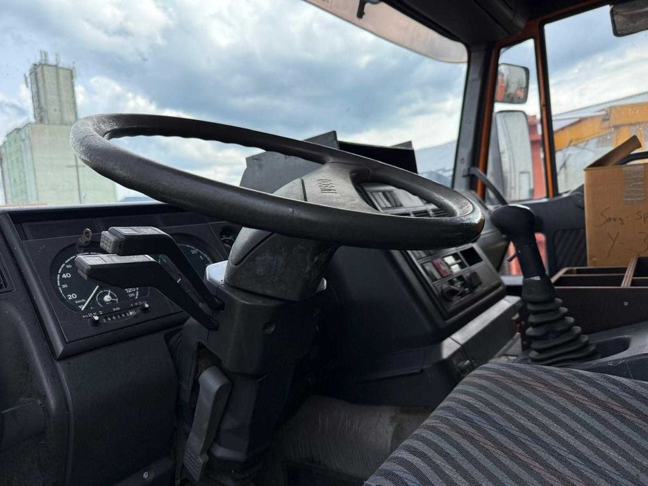 Autospeciala Vidanja IVECO 260E42