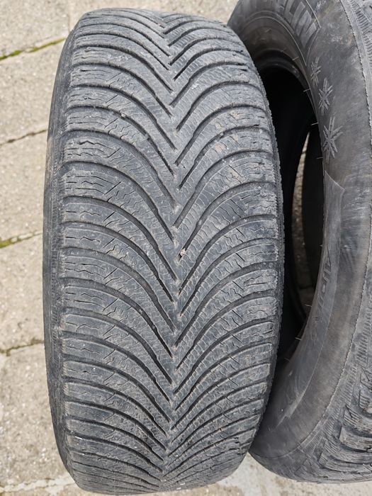 Зимни Гуми 215/65/16