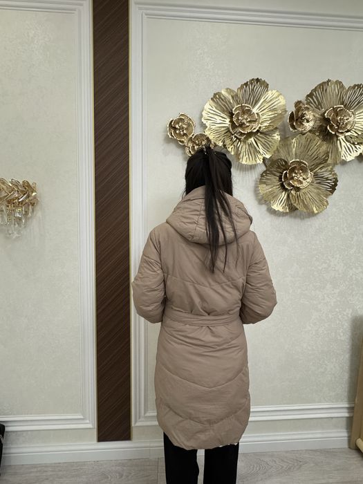 Продаю зимнюю куртку