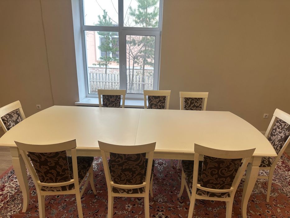 Продам стол со стульями