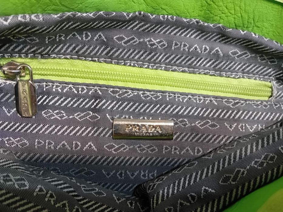 PRADA milano-дамска чанта-оригинална