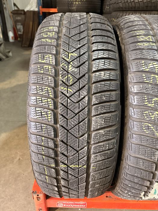 Anvelope iarna 235/55/18 Pirelli Winter Sottozero 3 235 55 18 R 18