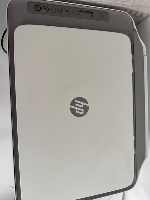 HP DeskJet 2720 + 2 Cartușe Noi Originale HP 305