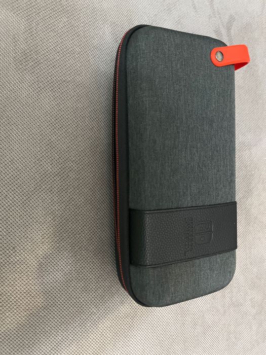 Nitendo switch oled în stare bună.