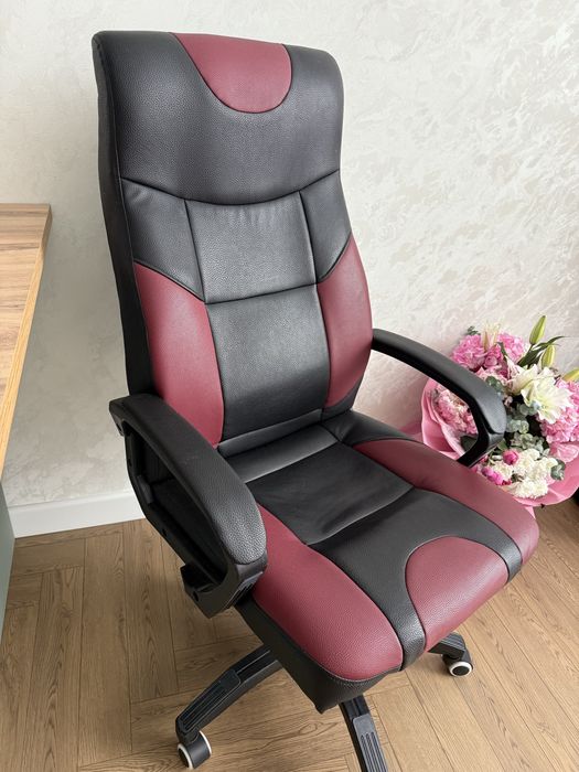 Компьютерное кресло