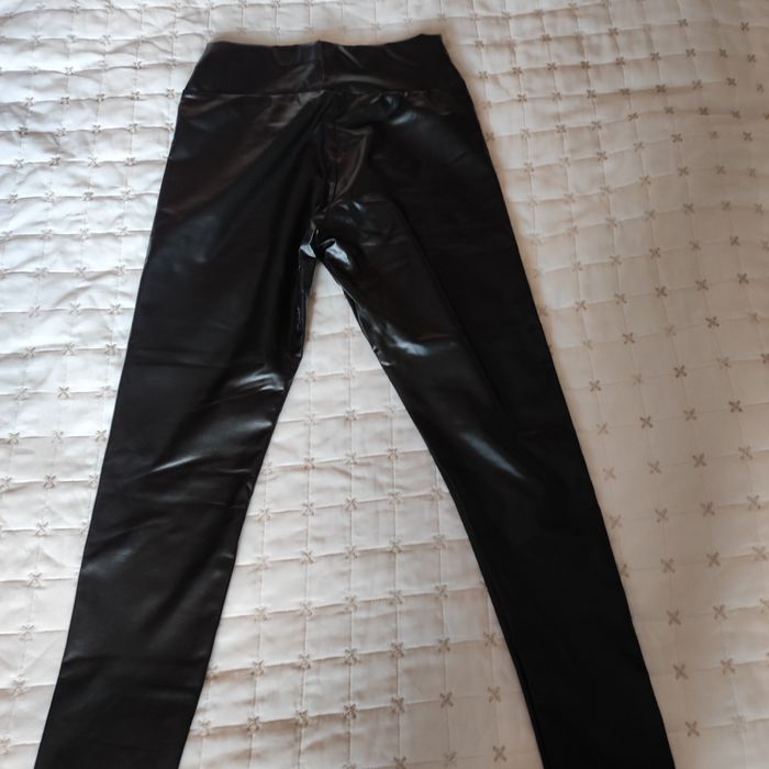 Дамски кожен клин