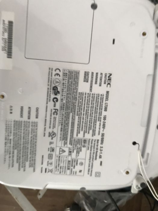 Proiector Nec LT380