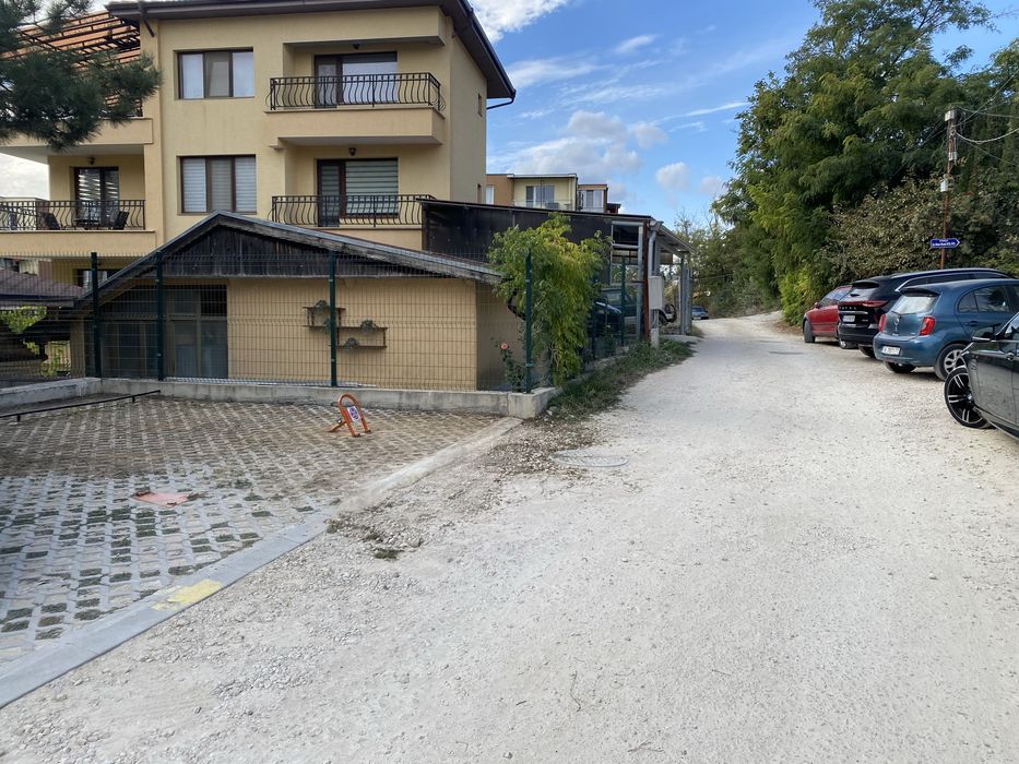 Дава се под наем Гараж / Паркомясто в Варна, Възраждане 3 - 13 кв.м за 15000 € - Снимка #3