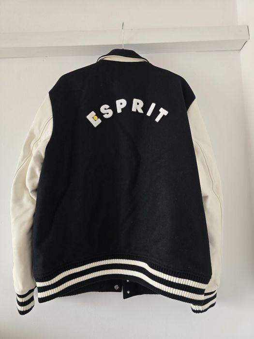 Geaca ESPRIT Marimea XL Noua