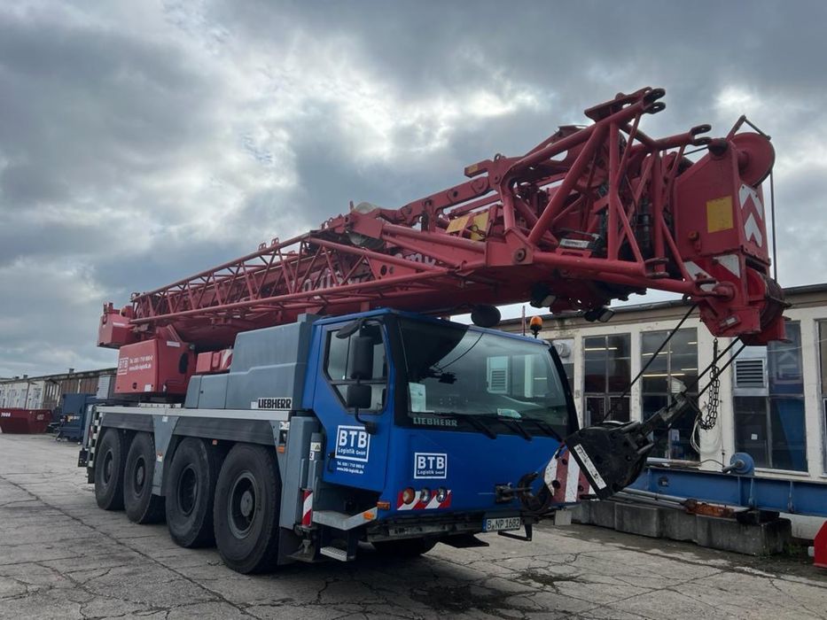 LIEBHERR LTM 1070 - an 2009