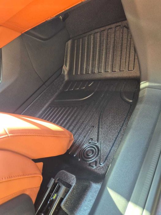 Большой выбор оригинальных ТПЕ ковриков на любое авто!