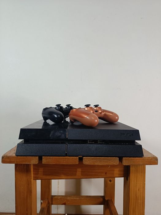 PlayStation 4 slim 500 gb