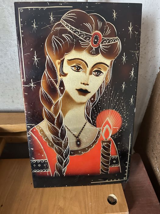 Картины ,чеканки и др