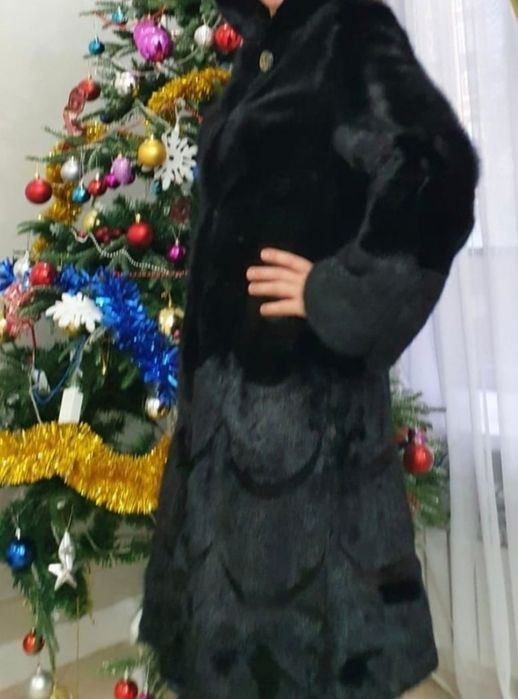 Норковая шуба с капюшоном