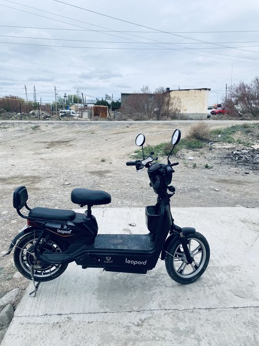 Скутер leopard pro