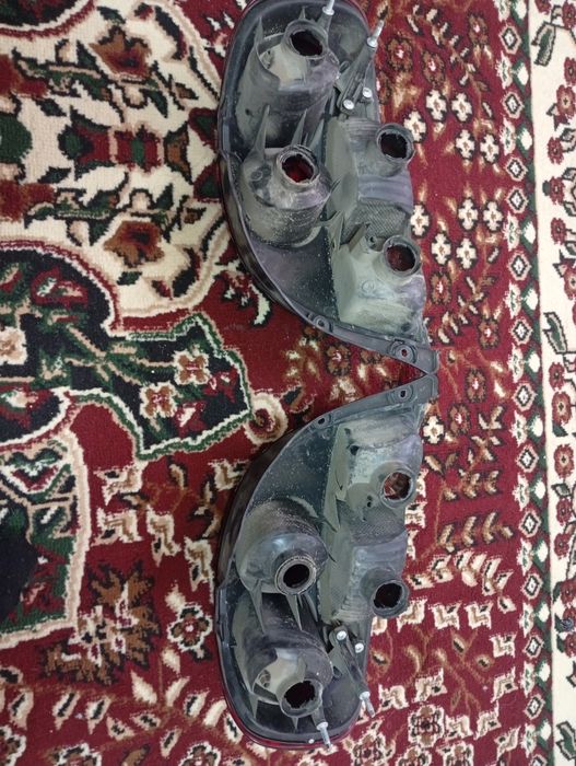 Matiz orqa fara    .