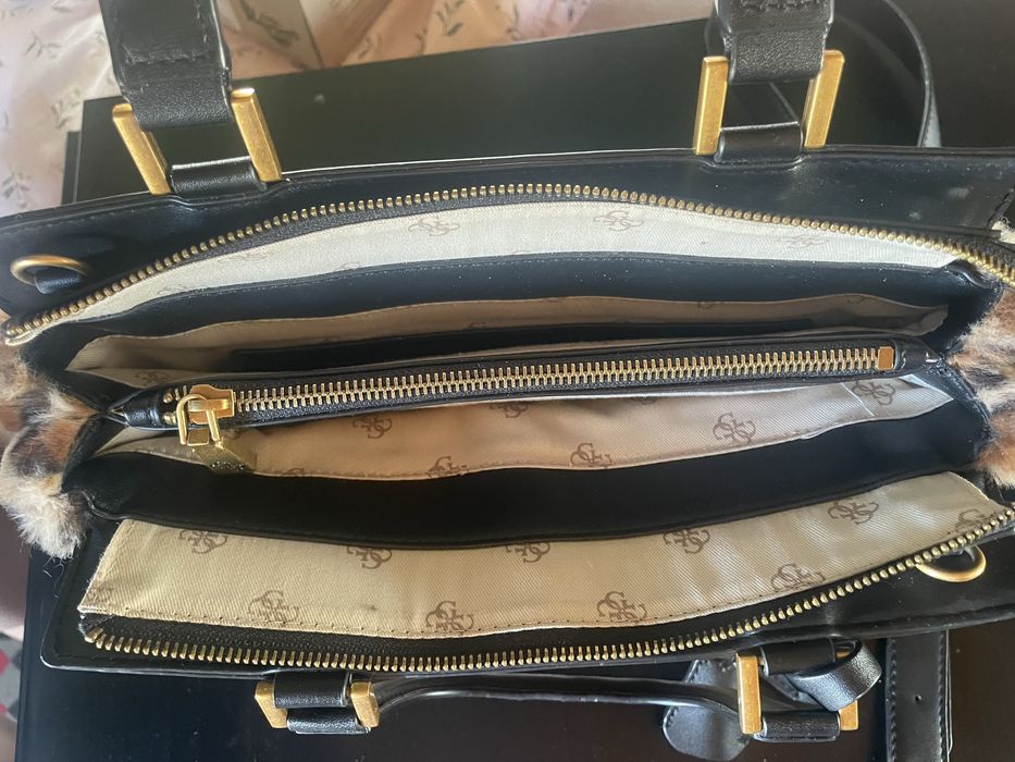 Чанта Guess leopard