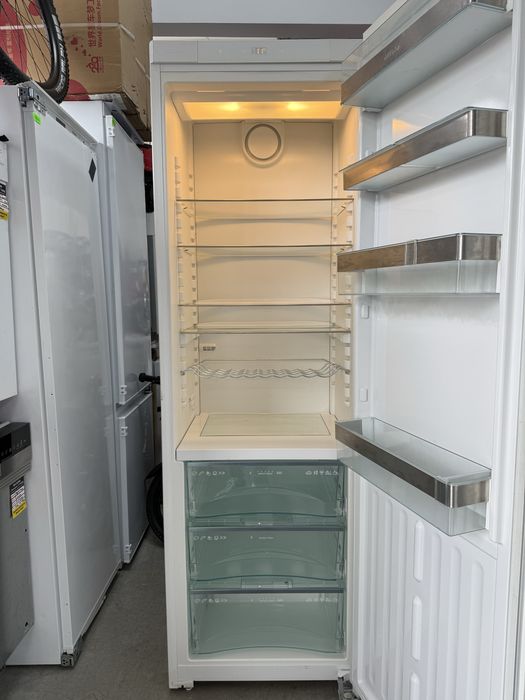 Хладилник Охладител Miele No Frost