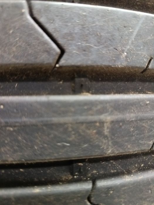 Vând anvelope de vară