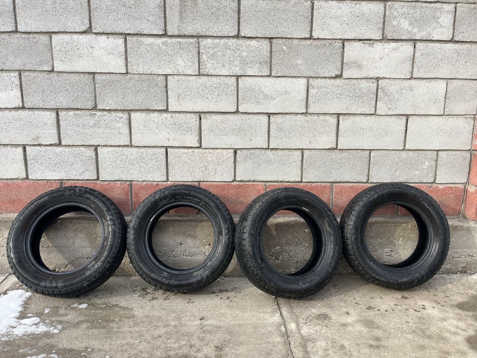 Продается зимний шина в хорошем почти новым состоянии