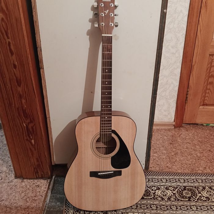 Гитара Ямаха ф310