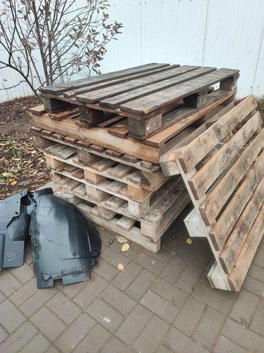 Продам поддоны из под брусчатки недорого