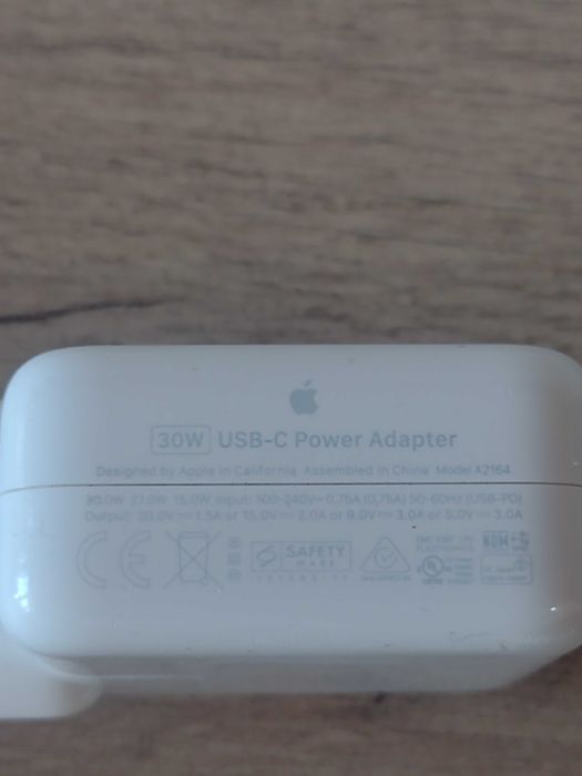 Apple 30w type C зарядно А2164