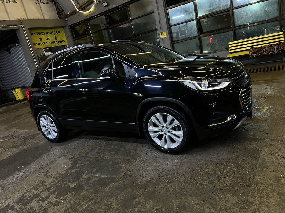 Tracker 1 Primer Srochna Sotvoman !!