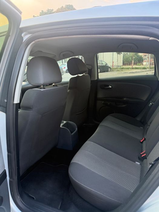Vând Seat Leon 2011