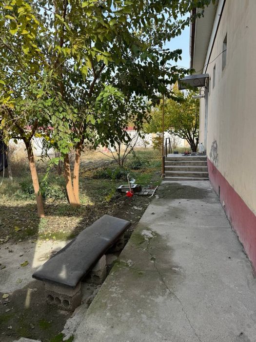 Uchastka sotiladi 6 sotix