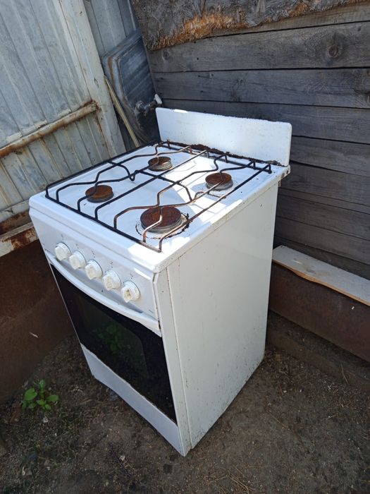 Продам Газовую плиту