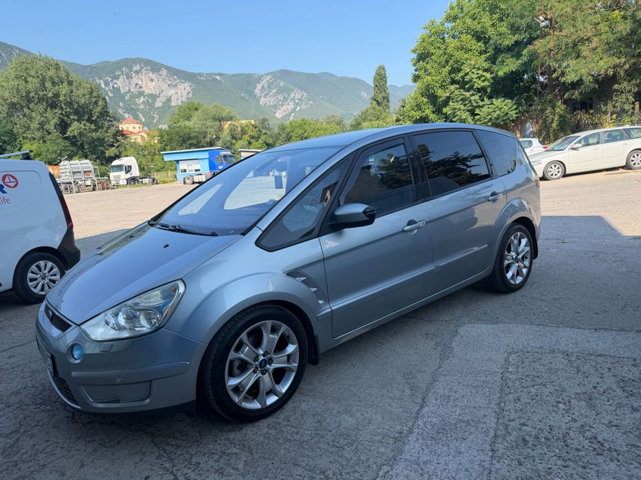 Продавам Ford s-max individual