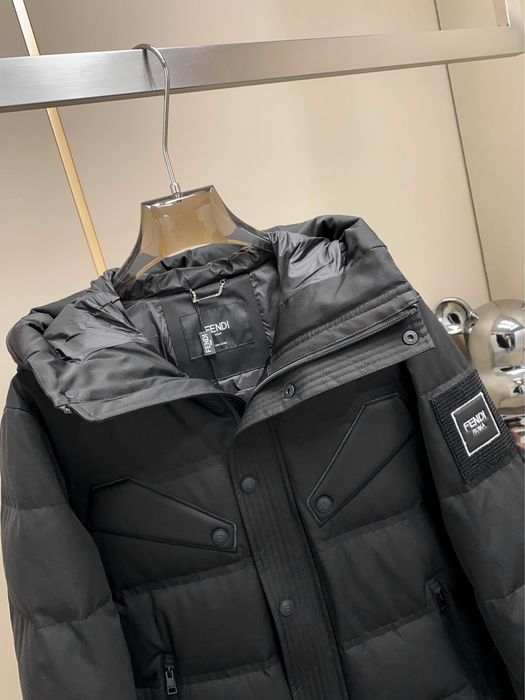 Geaca Fendi , calitate premium , pe comanda , noua , XL