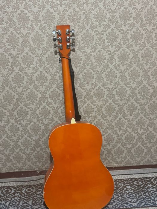 Продам гитару HOMAGE