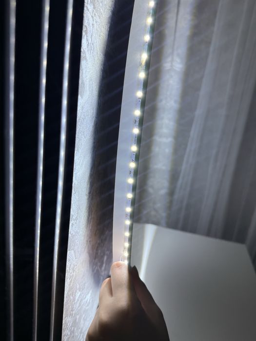 Срочно продается столик с зеркалом комлект‼️